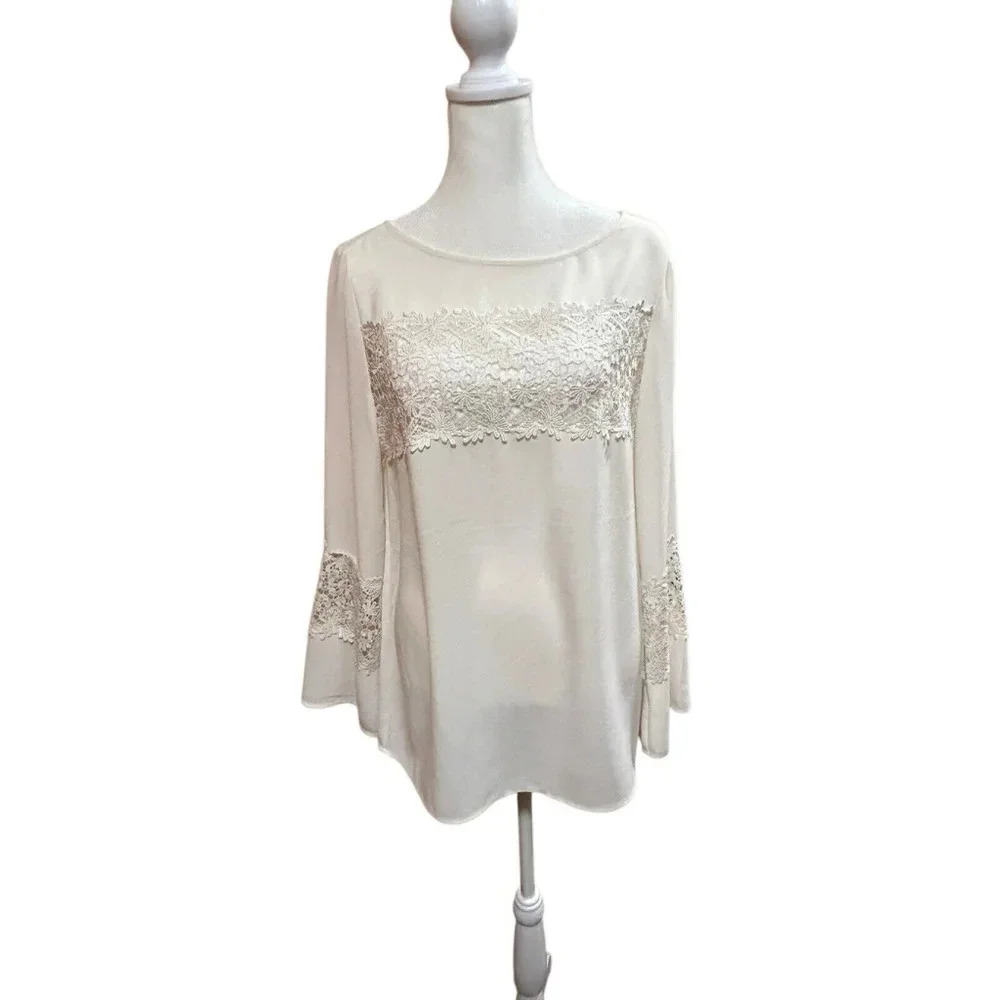Chico’s Size 0/Small Ivory Lace Cut‎ Out Trim Long Sleeve Blouse
